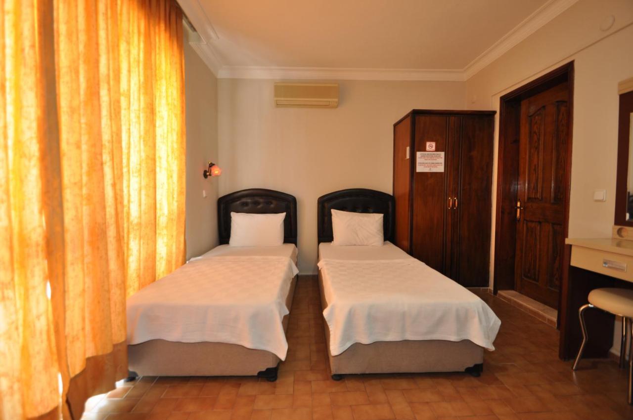Defne & Zevkim Hotel Мармарис Екстериор снимка